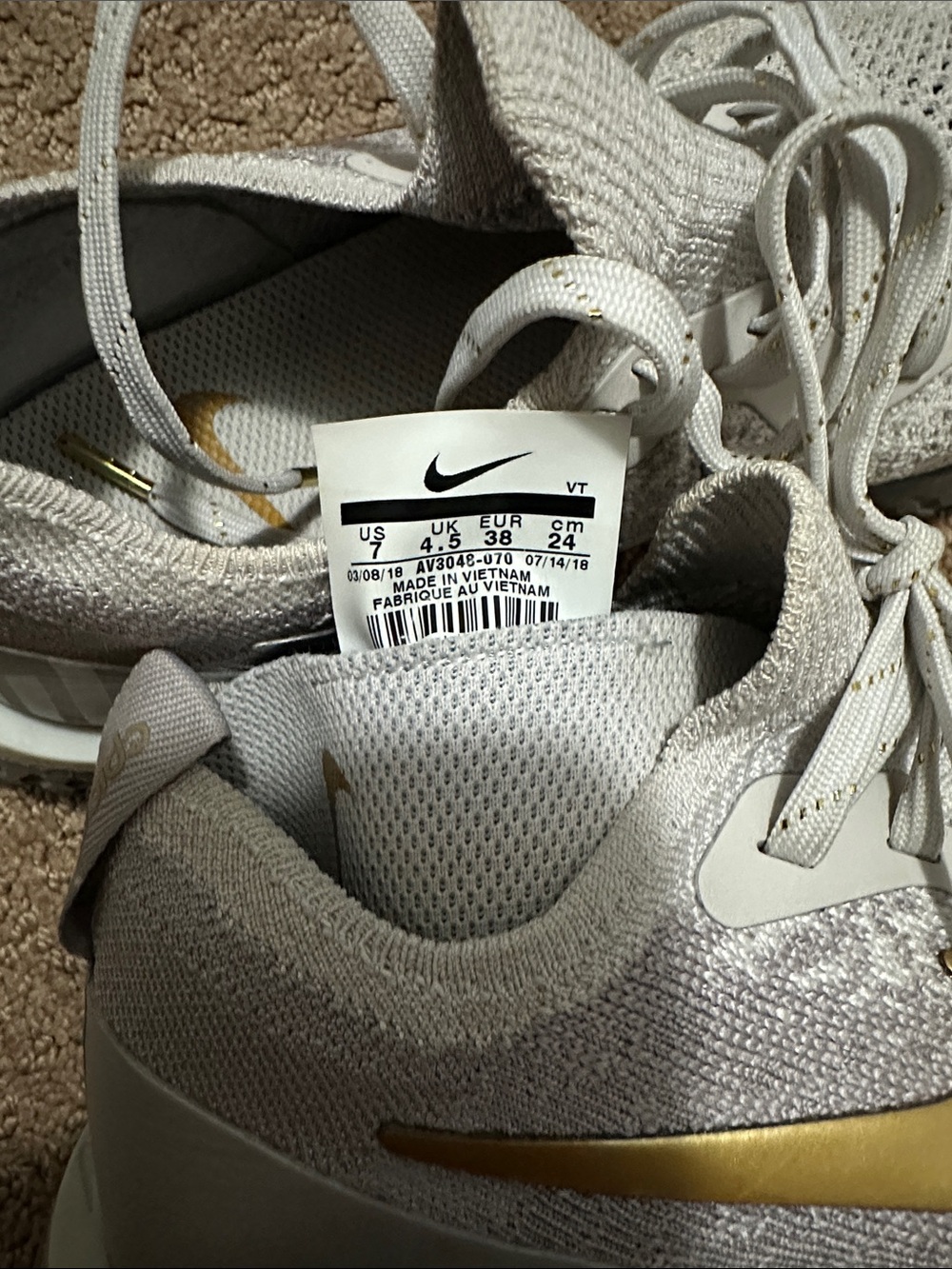 Nike Epic React Sneakers in White and Gold AV3048 Sz 7